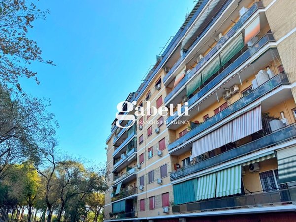 appartamento in vendita a Roma in zona Collatino