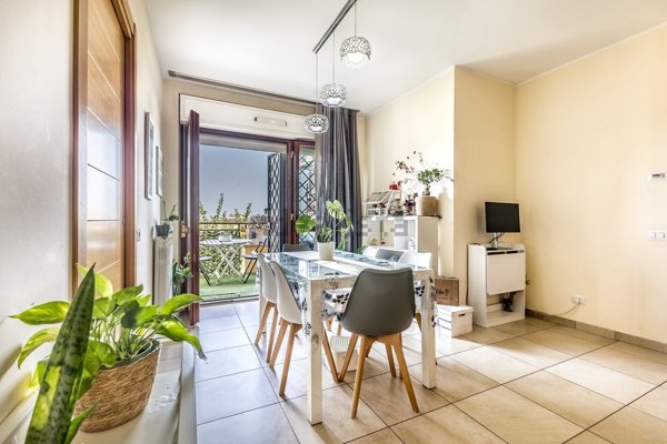 appartamento in vendita a Roma in zona Colle Prenestino