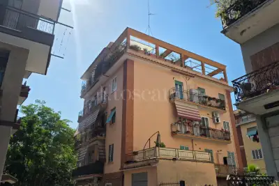 appartamento in vendita a Roma in zona Portuense