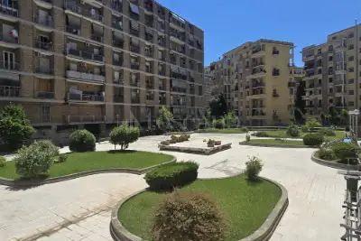 appartamento in vendita a Roma in zona Ostiense