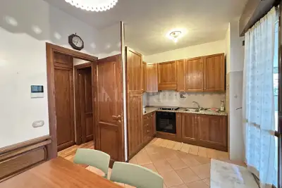appartamento in vendita a Roma in zona EUR