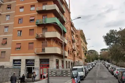 casa indipendente in vendita a Roma in zona Ostiense