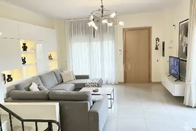 casa indipendente in vendita a Roma in zona Ostia