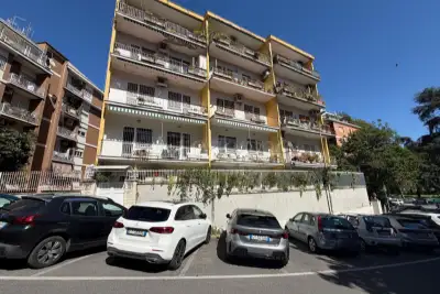 casa indipendente in vendita a Roma in zona Monte Sacro/Talenti