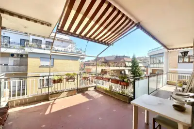 appartamento in vendita a Roma in zona Appio Claudio