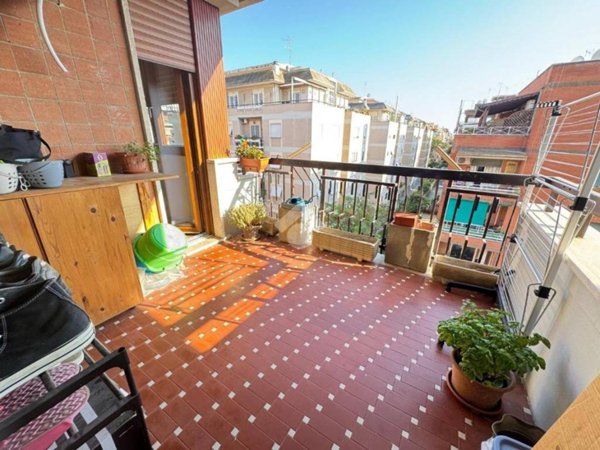 appartamento in vendita a Roma in zona Ostia