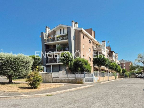appartamento in vendita a Roma in zona Castel di Leva