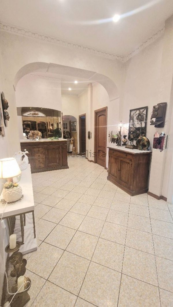 appartamento in vendita a Roma in zona Appio Latino