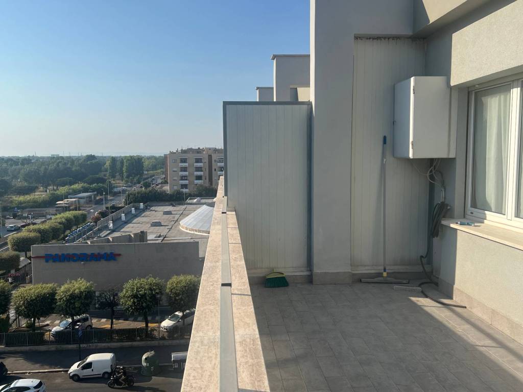 appartamento in vendita a Roma in zona Ostia