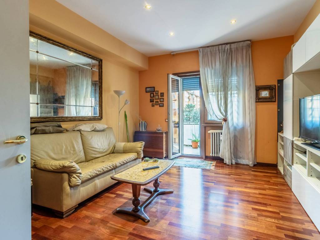 appartamento in vendita a Roma in zona Monte Sacro/Talenti