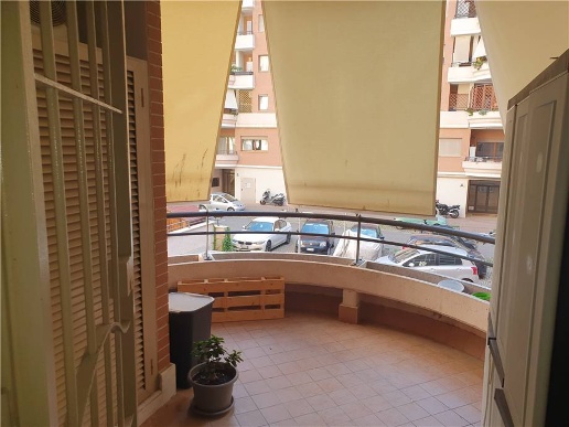 appartamento in vendita a Roma in zona Axa