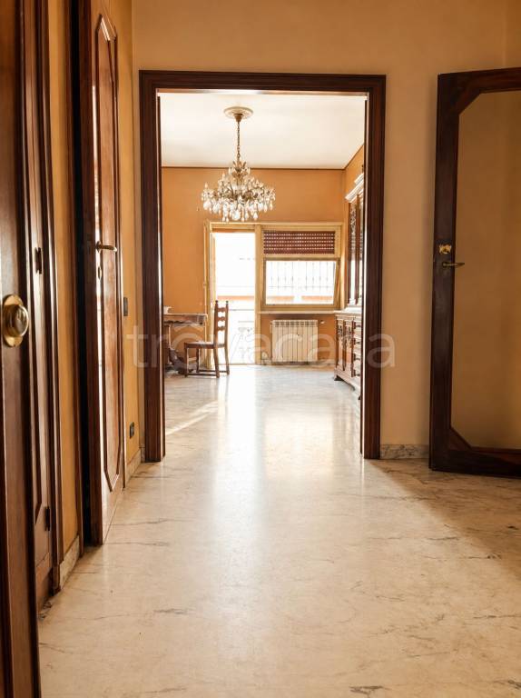 appartamento in vendita a Roma in zona Appio Claudio