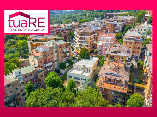 appartamento in vendita a Roma in zona Tomba di Nerone