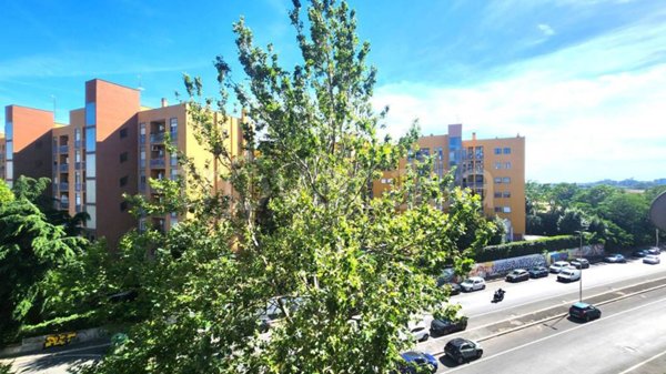 appartamento in vendita a Roma in zona Ardeatino