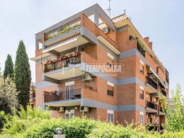 appartamento in vendita a Roma in zona Portuense