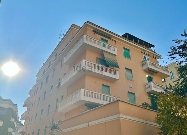 appartamento in vendita a Roma in zona Gianicolense