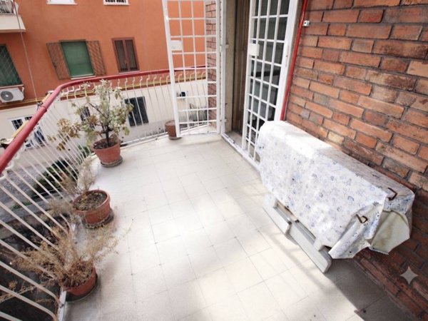 appartamento in vendita a Roma in zona Tuscolano