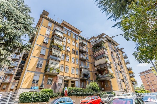 appartamento in vendita a Roma in zona Cinecittà