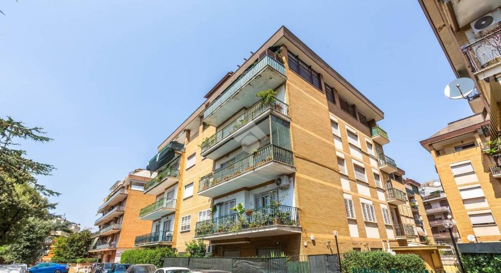 appartamento in vendita a Roma in zona Aurelio