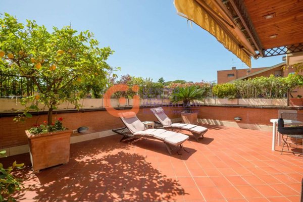 appartamento in vendita a Roma in zona Gianicolense