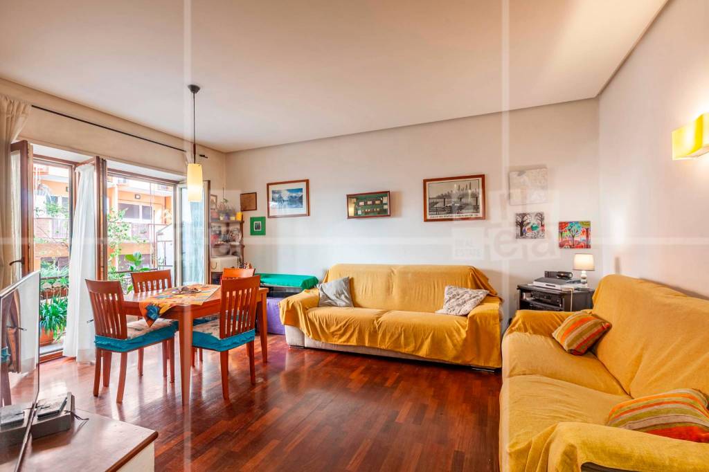 appartamento in vendita a Roma in zona Monte Sacro/Talenti