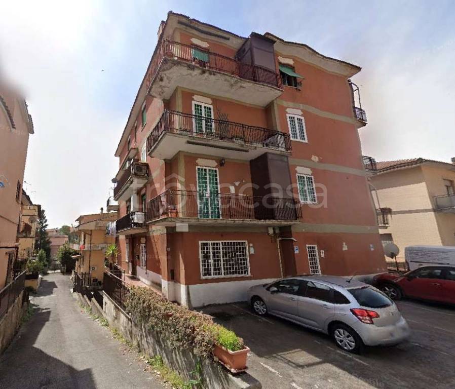 appartamento in vendita a Roma in zona Labaro