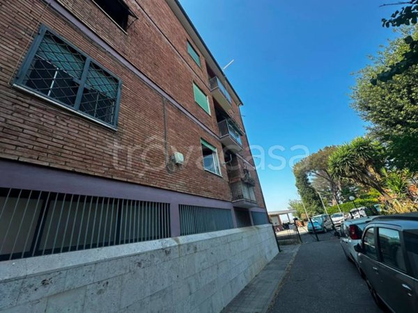 appartamento in vendita a Roma in zona Acilia