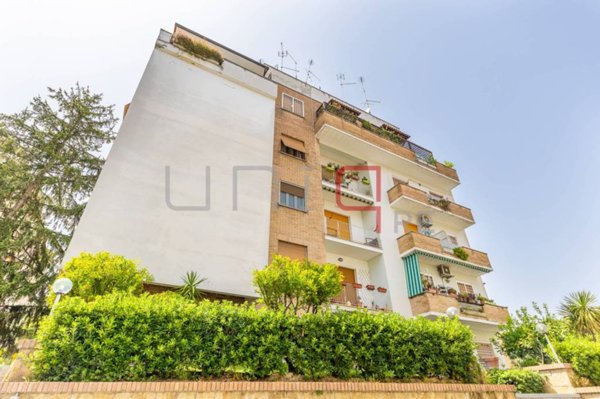 appartamento in vendita a Roma in zona Aurelio
