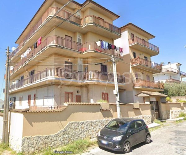 appartamento in vendita a Roma in zona Finocchio