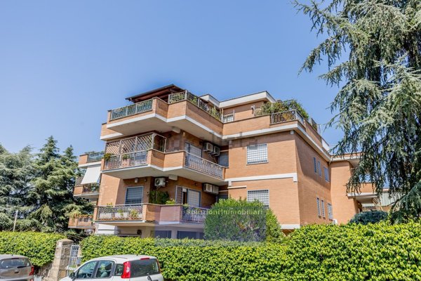 appartamento in vendita a Roma in zona Ottavia