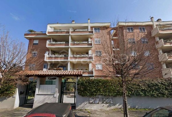 appartamento in vendita a Roma in zona Romanina