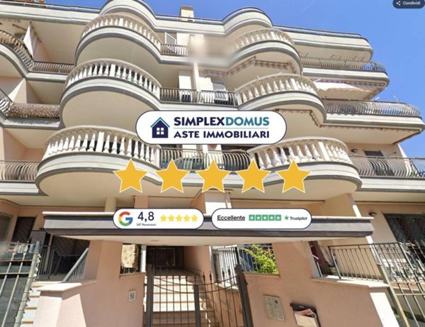 appartamento in vendita a Roma in zona Finocchio