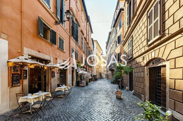 appartamento in vendita a Roma in zona Rione di Ponte