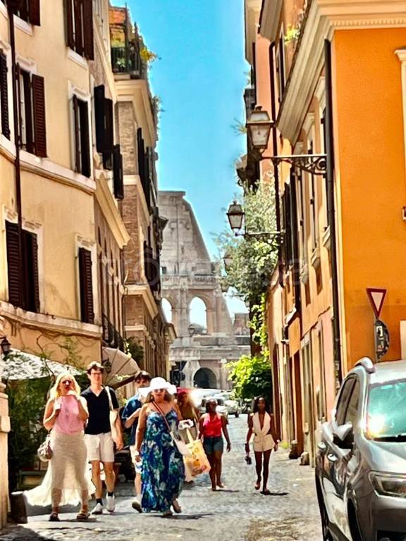 appartamento in vendita a Roma in zona Celio