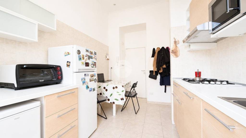appartamento in vendita a Roma in zona Tuscolano