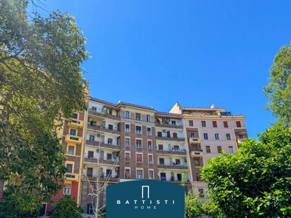 appartamento in vendita a Roma in zona Della Vittoria