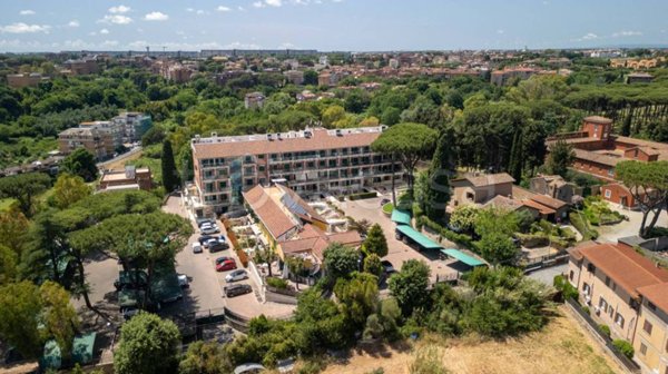 appartamento in vendita a Roma in zona Corviale