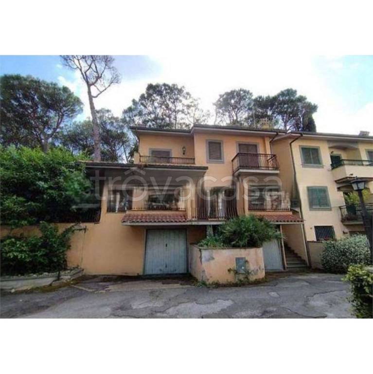casa indipendente in vendita a Roma in zona La Giustiniana
