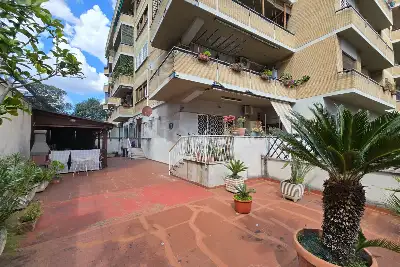 appartamento in vendita a Roma in zona Appio Latino
