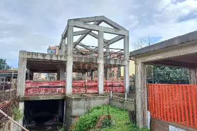 casa indipendente in vendita a Roma in zona Tuscolano