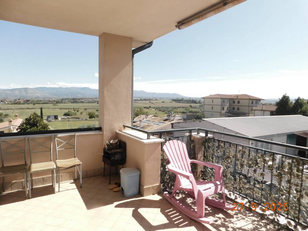appartamento in vendita a Roma in zona Castelverde