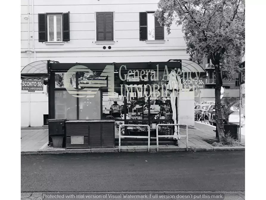 negozio in vendita a Roma in zona Ostiense