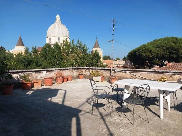 appartamento in vendita a Roma in zona Ostiense