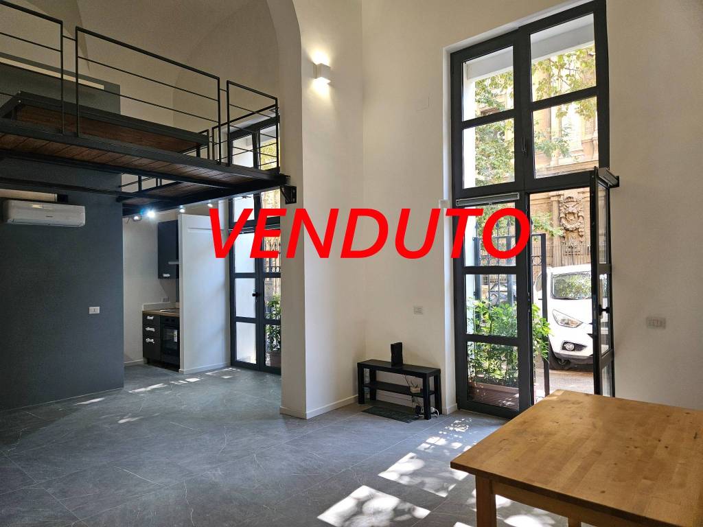 appartamento in vendita a Roma in zona Trastevere