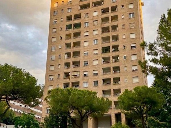 appartamento in vendita a Roma in zona EUR