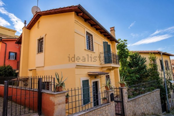 casa indipendente in vendita a Roma in zona Aurelio