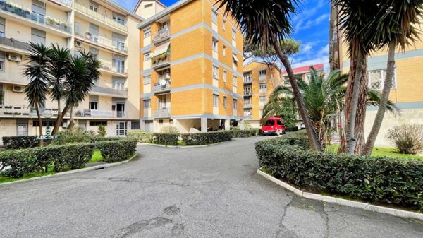 appartamento in vendita a Roma in zona Ostia