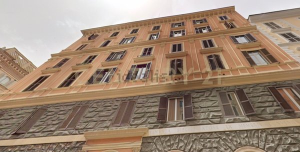 appartamento in vendita a Roma in zona Castro Pretorio