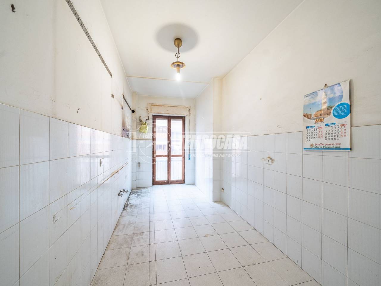 appartamento in vendita a Roma in zona Tuscolano