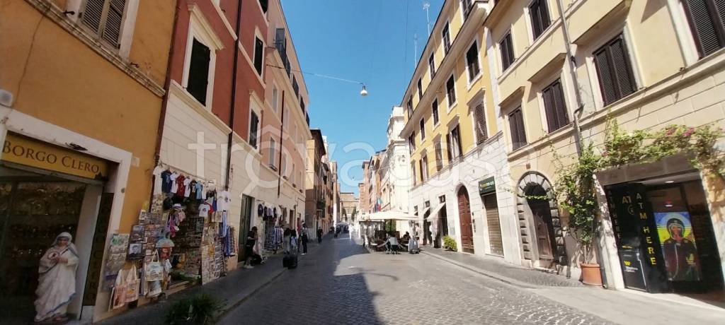 appartamento in vendita a Roma in zona Rione Borgo